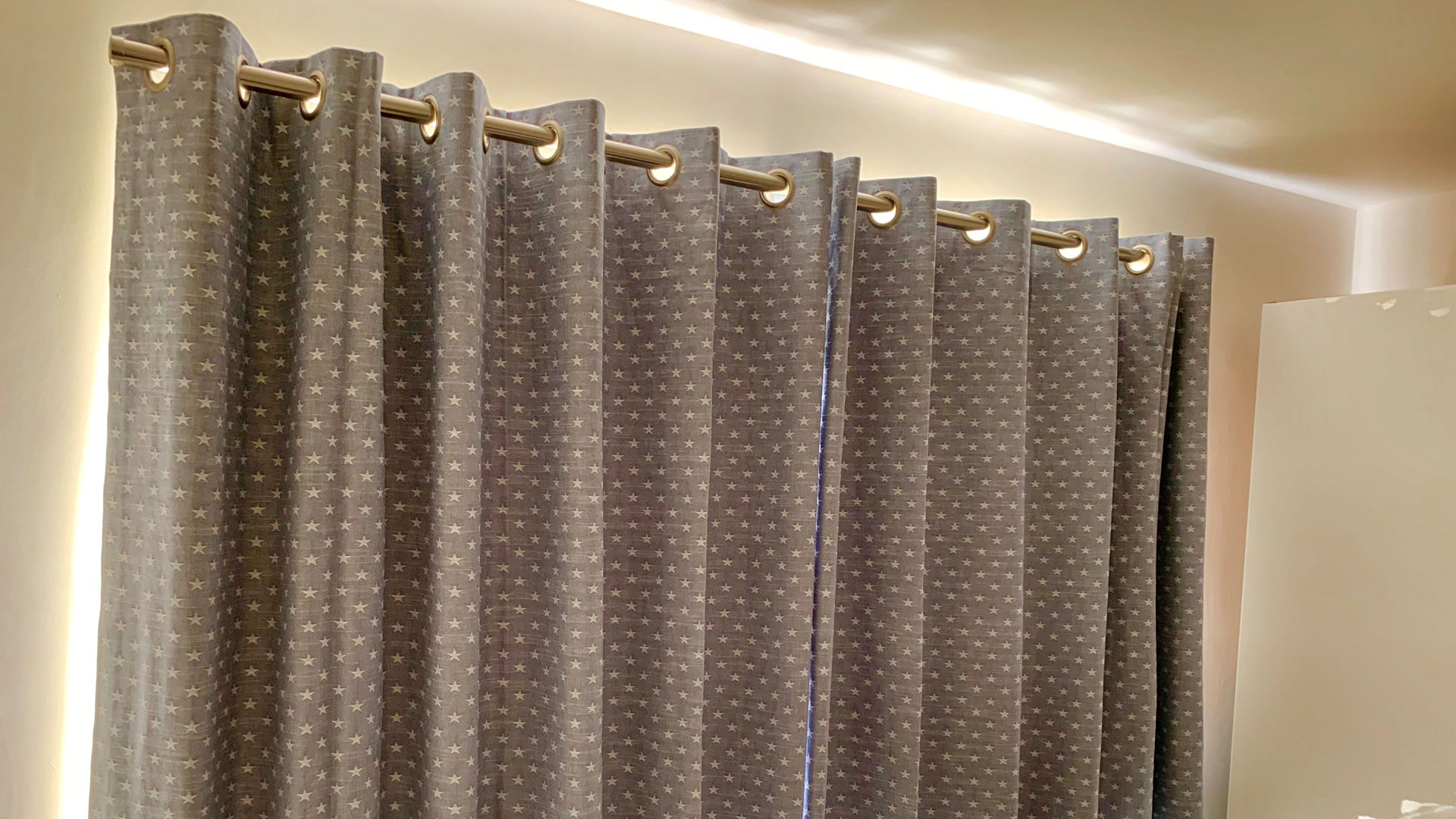 Eyelet Curtains Vale Curtains & Blinds